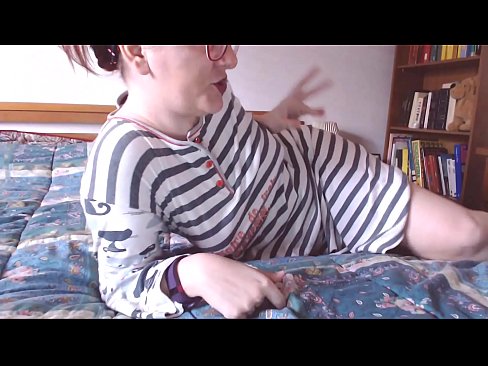 ❤️ Nimm diesen großen schwarzen Schwanz in deinen Mund kleine Sklavin ️❌ Porno fb bei uns ️❤